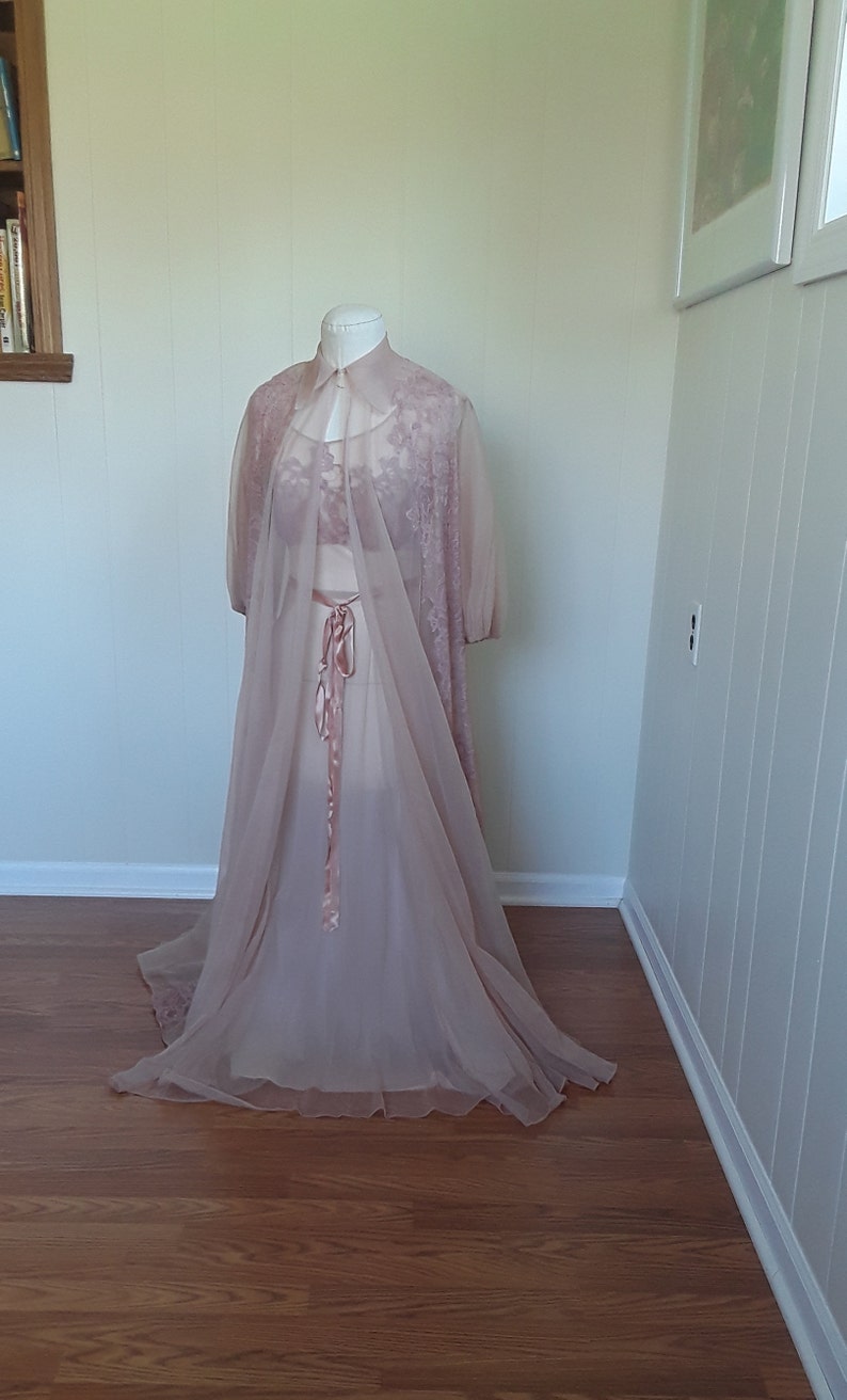 chemise and gown set