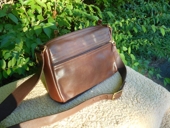 Vintage Coach Matinee Bag 4126, EUC in Mahogany, Free US Shipping