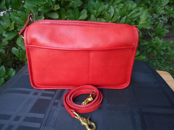 Vintage Coach Companion Bag 9300 in Red Free US Shipping 