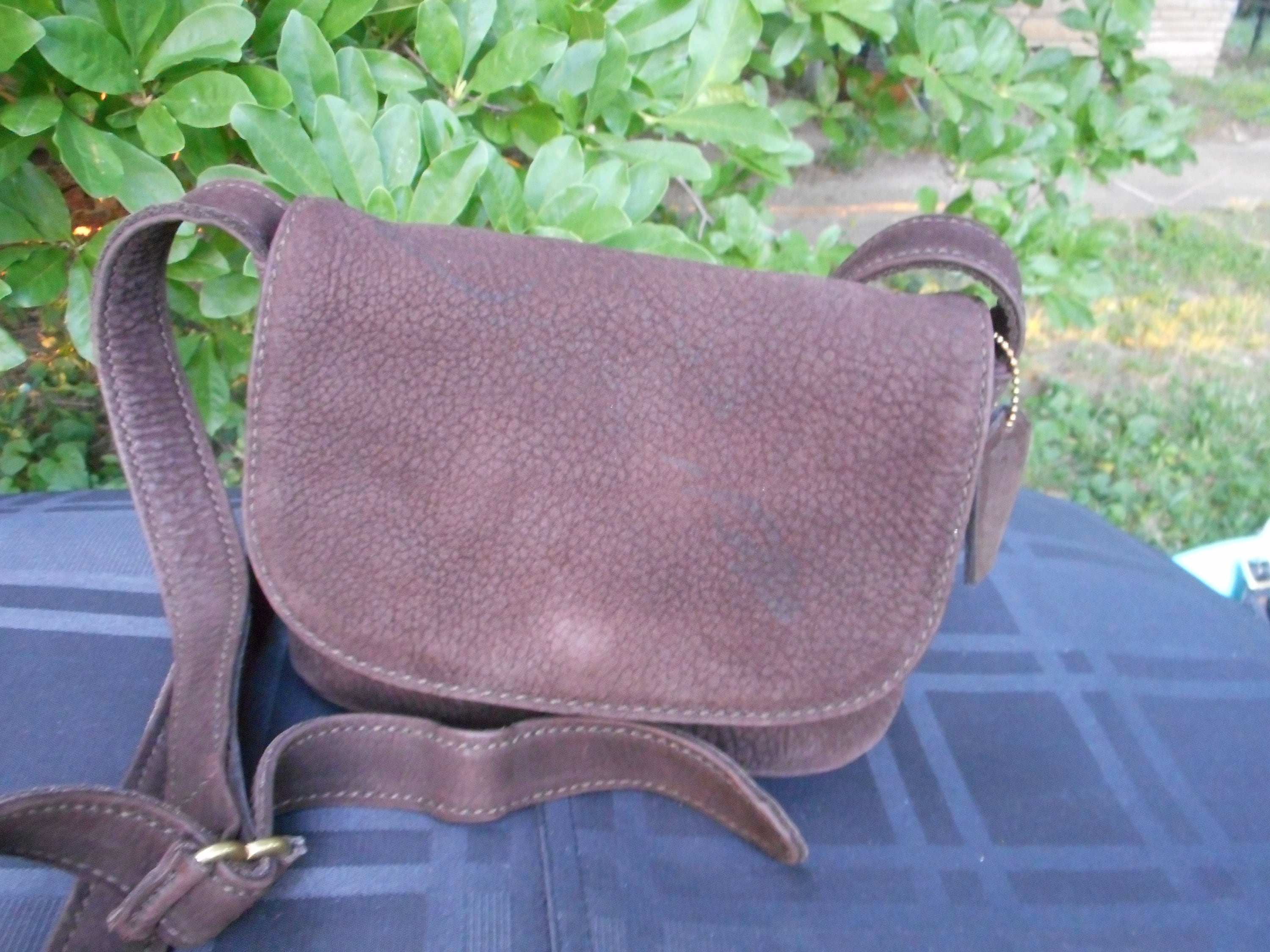 COACH Flap Tan Leather Handbag Hobo Satchel Shoulder Bag Purse F10204  Vintage