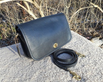 Vintage Coach Pocket Purse GUC 9988, in Black, Free US Shipping
