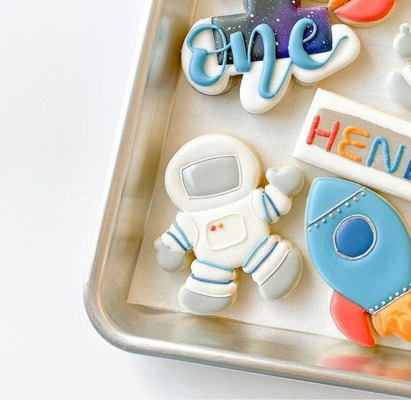 Cute Chubby Astronaut Cookie Cutter