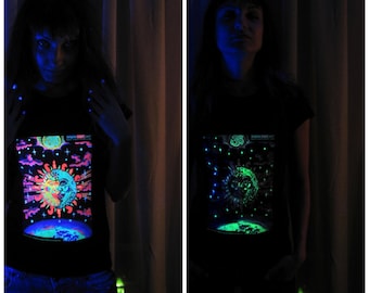 Magic Sunmoon UV Black Light Fluorescent & Glow In The Dark Phosphorescent Psychedelic Psy Goa Trance Art Club Womens T-shirt