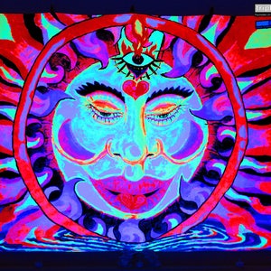 Chillin' Sun UV Black Light Fluorescent Glow Psychedelic Psy Goa Trance Art Backdrop Wall Hanging Home Club Party Festival Deco 3rd Eye Fire image 5