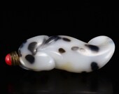 N01177 Beautiful Natural Agate Catfish Shape Snuff Bottle