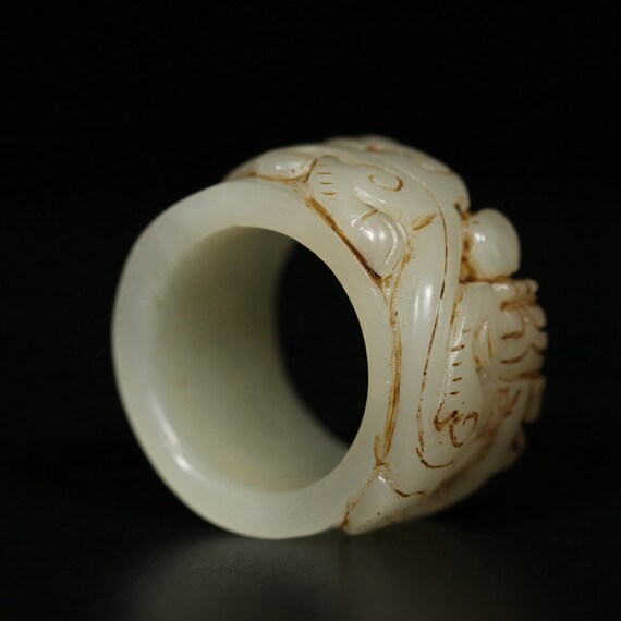 N1046 Vintage Chinese Hetian Jade Low Relief Drag… - image 7