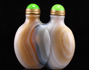 N1687 Old Chinese Agate Carved Conjoined Snuff Bottle