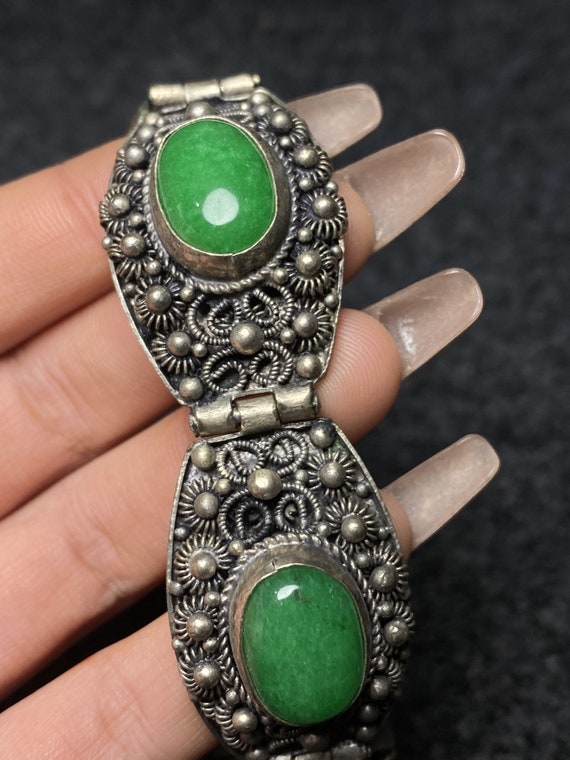 E7209 Old Chinese Silver Inlay Green Jade Bracelet - image 2