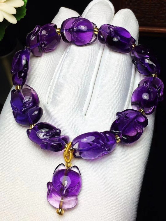 E9046 Beautiful Natural Amethyst Carved Fox Beads 