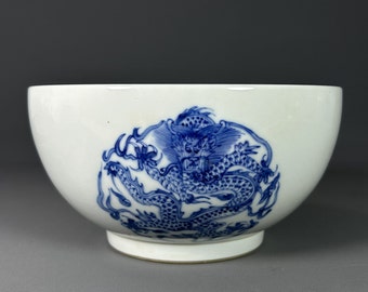 N1656 Ciotola cinese in porcellana bianca e blu con design drago della fortuna