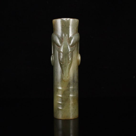 N09579 Vintage Chinese Hetian Jade Sheep Head Tube