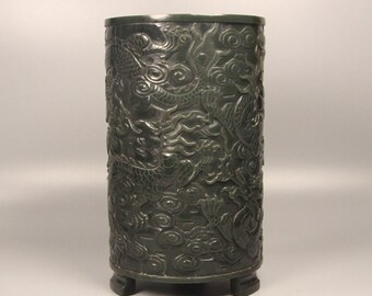 E7308 Chinese Deep Green Hetian Jade Low Relief Fortune Dragon Design Brush Pot