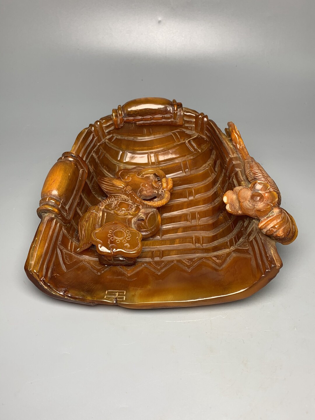 E1365 Vintage Chinese Ox Horn Carved Dustpan Statue W Ruyi & Etsy