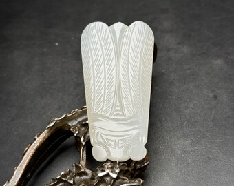 E8171 Chinese Natural White Hetian Jade Carved Cicada Pendant