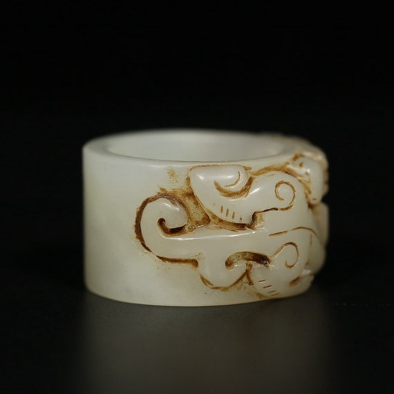 N1046 Vintage Chinese Hetian Jade Low Relief Drag… - image 2