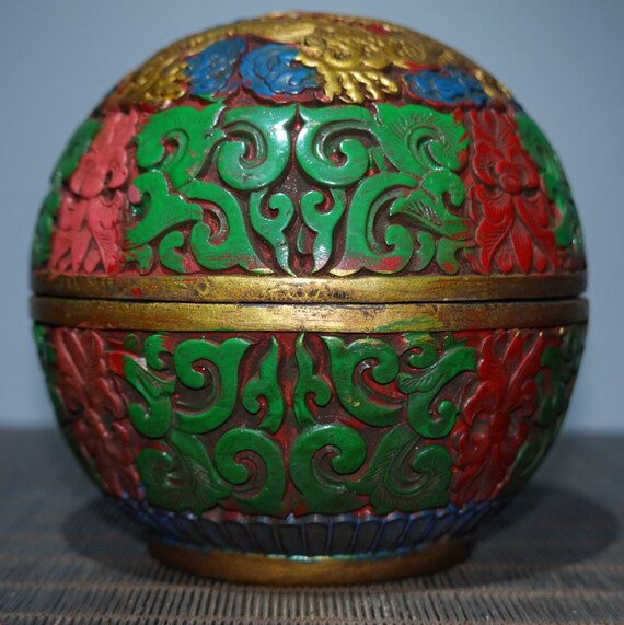 E9894 Vintage Chinese Gilt Gold Lacquerware Jewel… - image 1