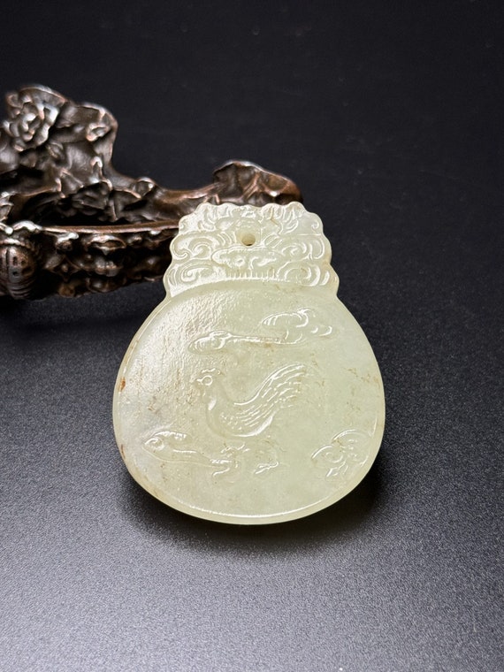 E8918 Old Chinese Hetian Jade Rooster Pendant