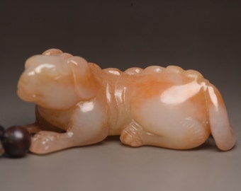 N1320 Oud Chinees Tian Jade gesneden Foo Dog-standbeeld