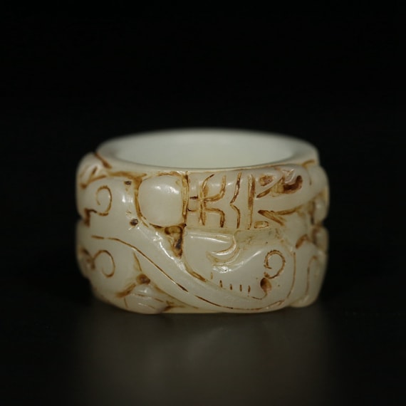 N1046 Vintage Chinese Hetian Jade Low Relief Drag… - image 1