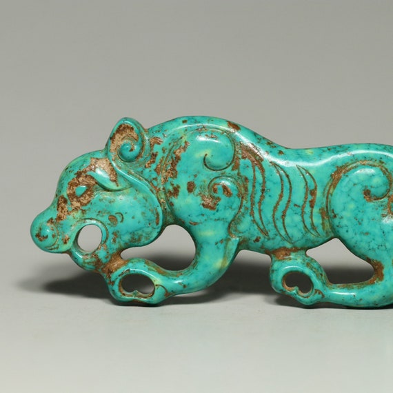 N1891 Vintage Chinese Turquoise Carved Tiger Pend… - image 3