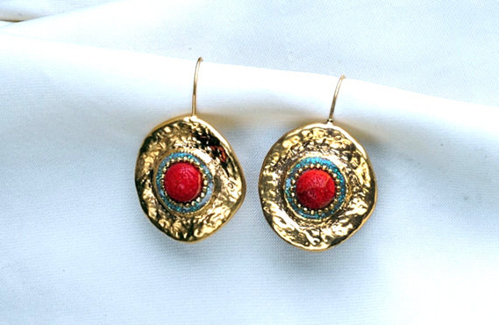 Золотые серьги из израиля