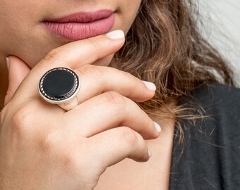 Mothers Day Gift- Statement ring made of 925 sterling Silver with a black onyx stone