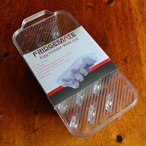 NIB Fridgemate Clear Plastic Egg Holder with Lid New Holds 18 Eggs & Stackable