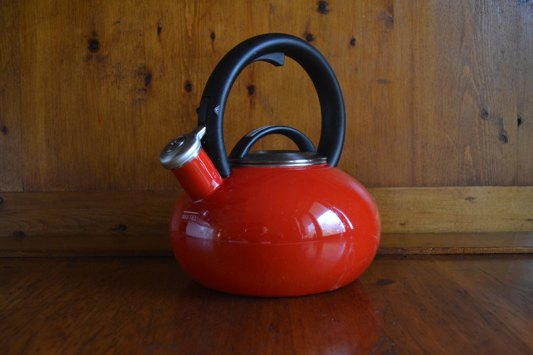 Cuisinart Whistling Tea Kettle in Red Excellent Condition Etsy