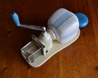 Vintage KYM Kaffeemühle Mühle Wandhalterung Design in sehr gutem Zustand