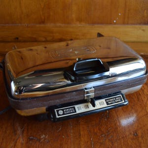 キッチン家電 USA vintage waffle maker GeneralElectric Vintage GE General Electric Waffle Maker Baker Iron #I59G39