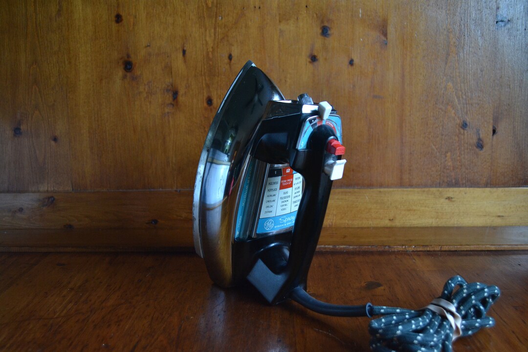 Vintage GE spray Iron Made in USA Steam N Dry Options Etsy
