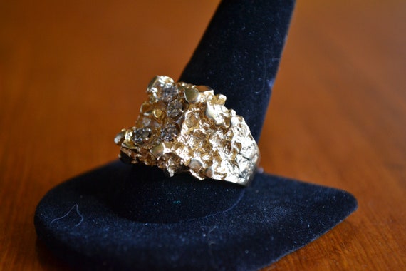 14K Solid Gold Nugget Ring with Diamonds - image 6