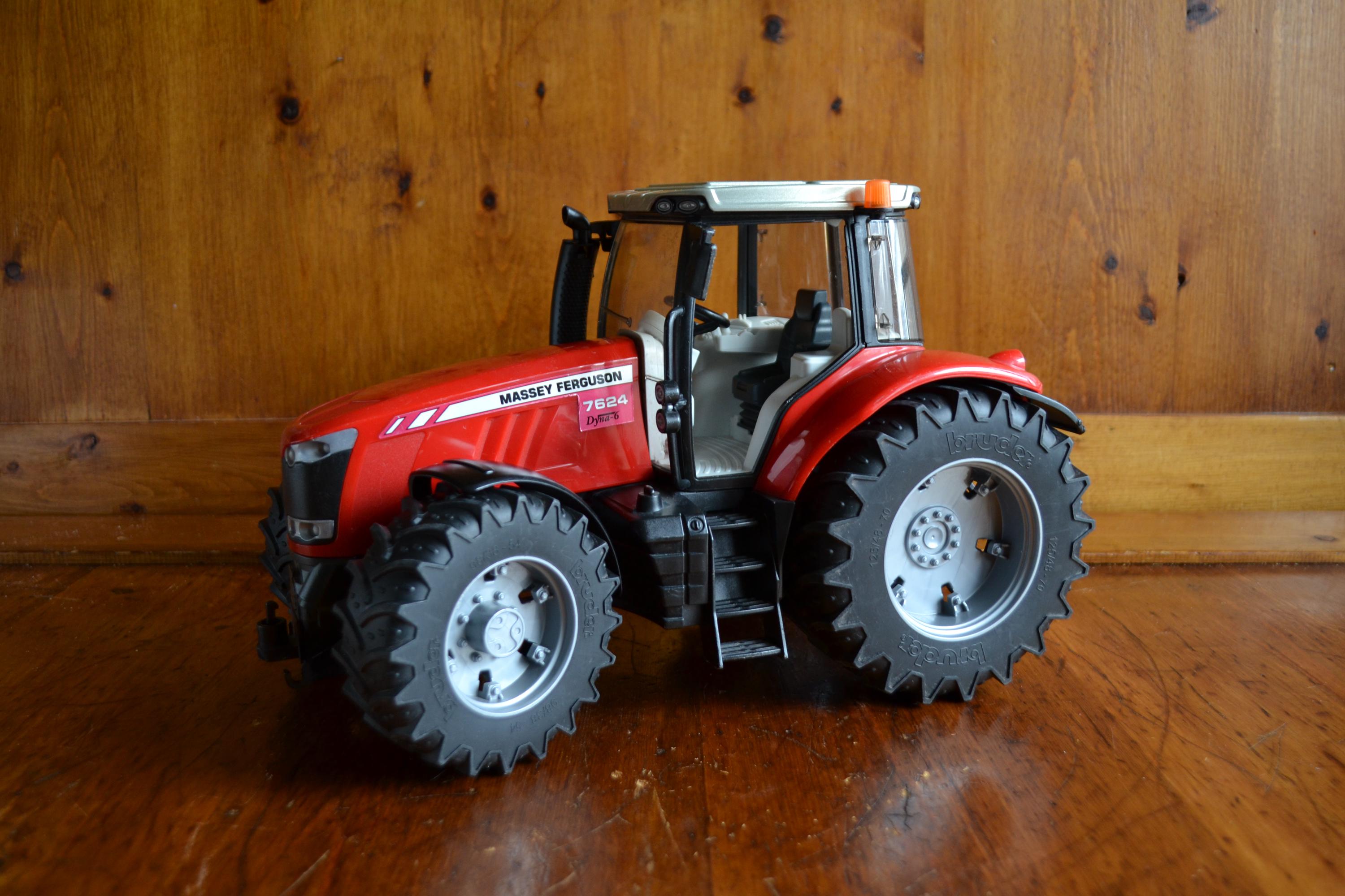 Massey ferguson toy tractor - Etsy Polska