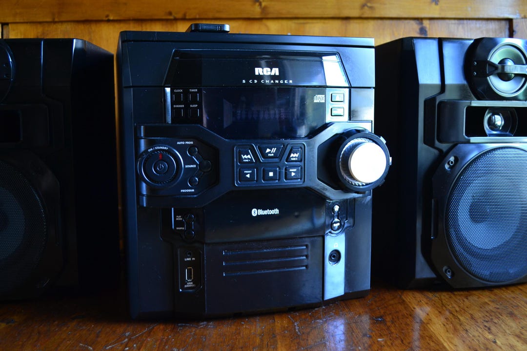RCA 5 Disc CD Player Am/fm Radio & Bluetooth Capable Mint With Remote ...