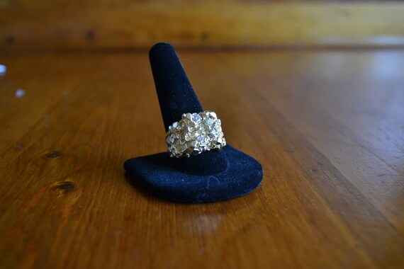 14K Solid Gold Nugget Ring with Diamonds - image 3
