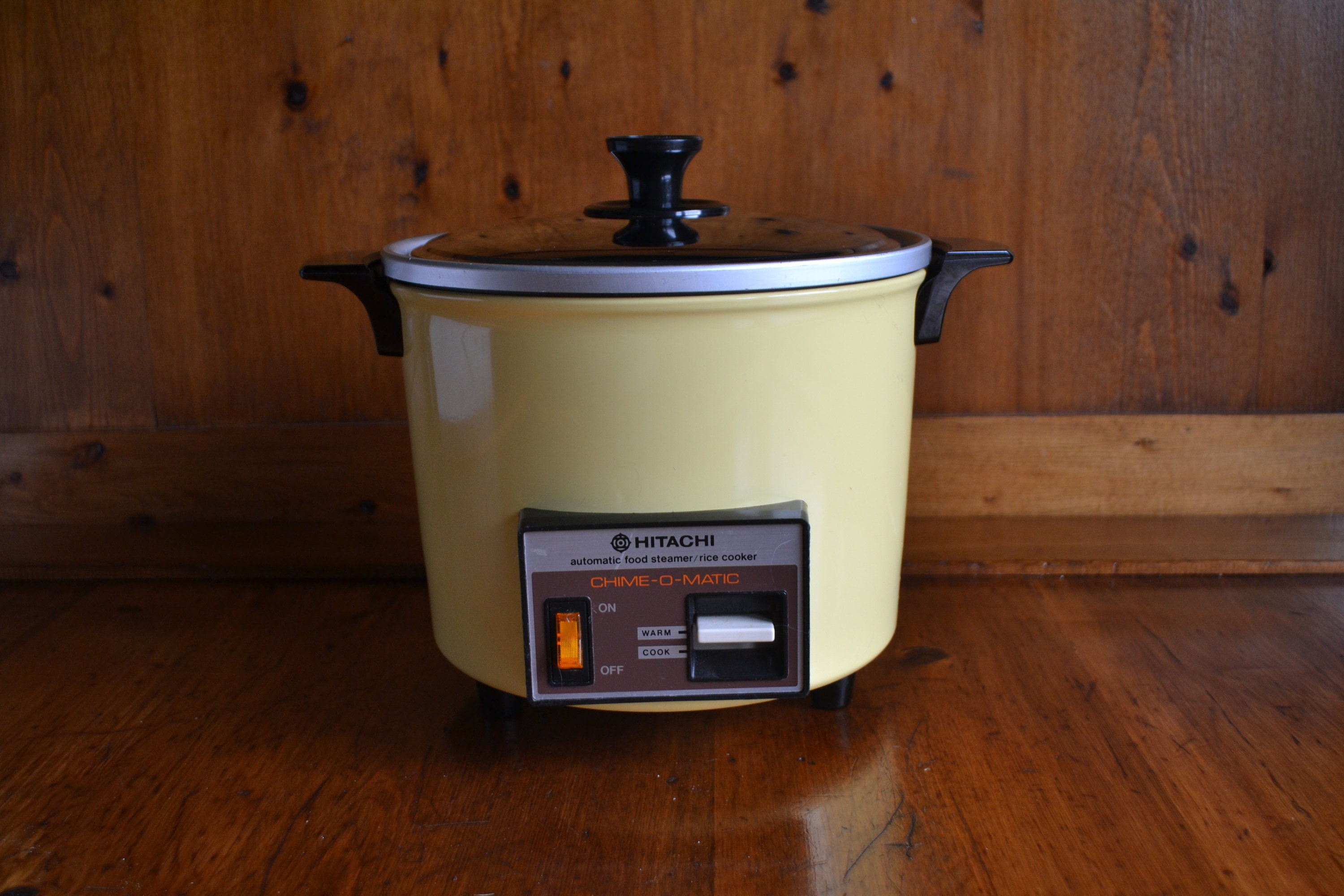 Hitachi Rice Cooker Vintage made in Toyko Japan Chime-O-Matic in  Excellent Condition