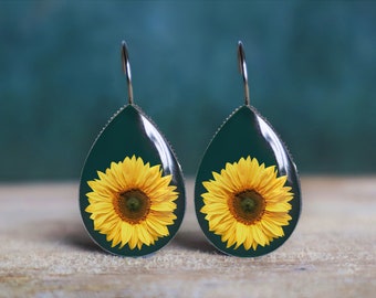 sunflower earrings , sunflower wedding , botanical earrings , sunflower gift , nickel free earrings , hypoallergenic , leverback earrings