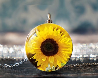 sunflower jewelry , sunflower pendant , sunflower gift , nature jewelry , flower pendant