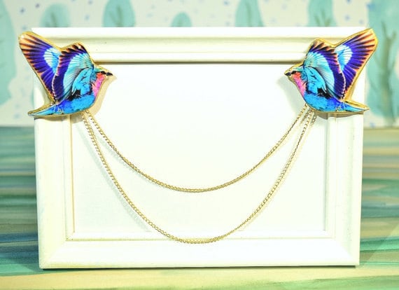 collar clip , collar tip , collar chain , swallow  brooch , double brooch , collar pin , collar brooch , cardigan clip , bird brooch