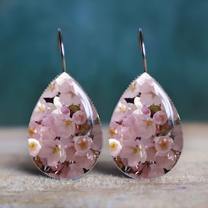 sakura earrings , korean earrings , japanese earrings , botanical earrings , sakura jewelry , blossom earrings , pink flower earrings image 1