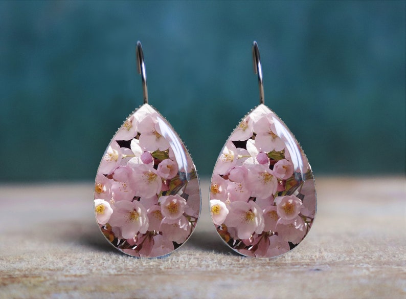 sakura earrings , korean earrings , japanese earrings , botanical earrings , sakura jewelry , blossom earrings , pink flower earrings image 1