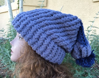 Floppy Fleece Hat -- a loom knit pattern