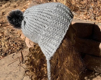 Chickadee Hat -- a loom knit pattern