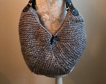 Pebblebrook Bag - a loom knit pattern