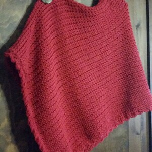 Favorite Poncho a loom knit pattern image 4