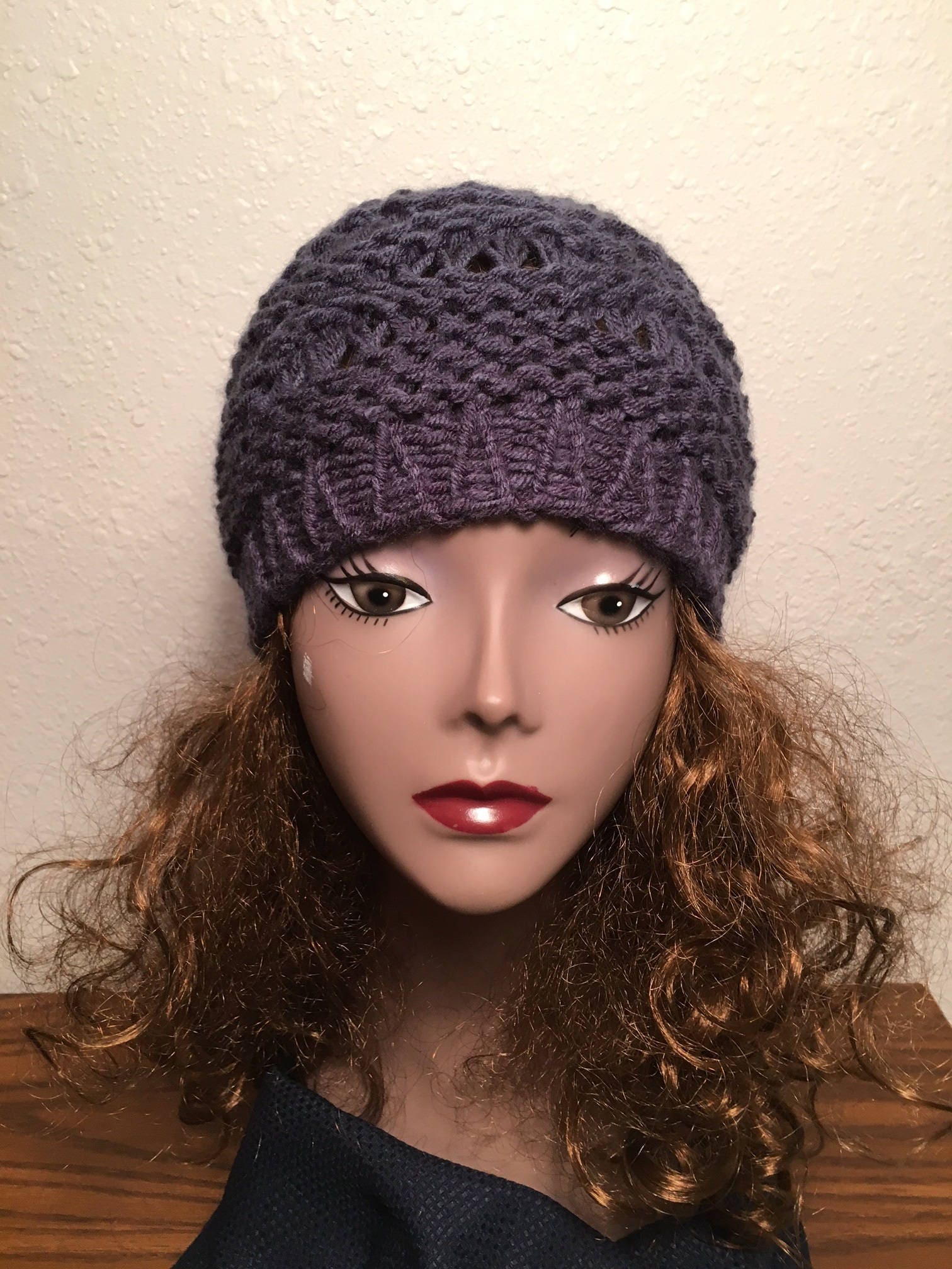 Cove Beach Hat -- a loom knit pattern