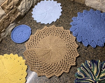 Dishcloths, Doilies, and Coasters - 6 unique loom knit patterns