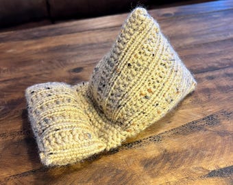 Smartphone/eReader Pillow -- a loom knit pattern