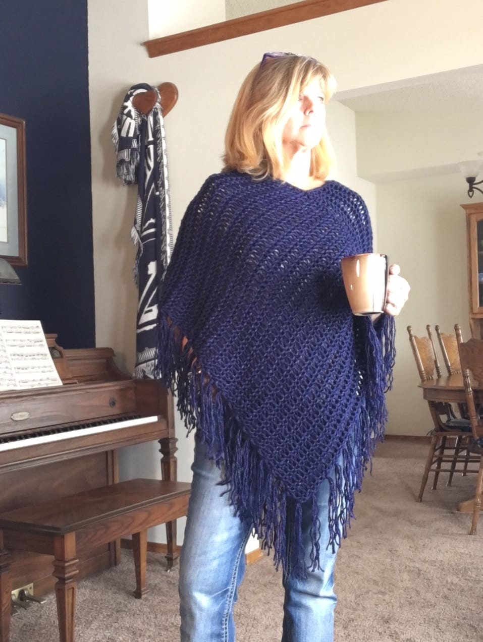 Magpie Poncho -- a knit pattern