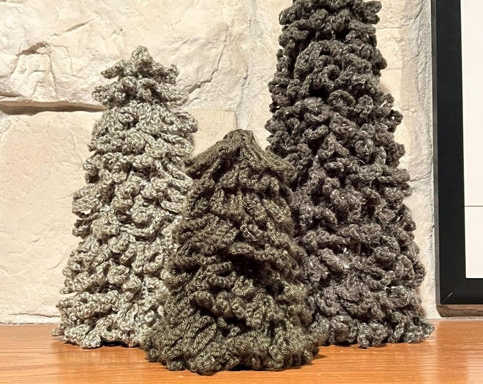Featured listing image: Evergreen Tree Trio -- a loom knit pattern
